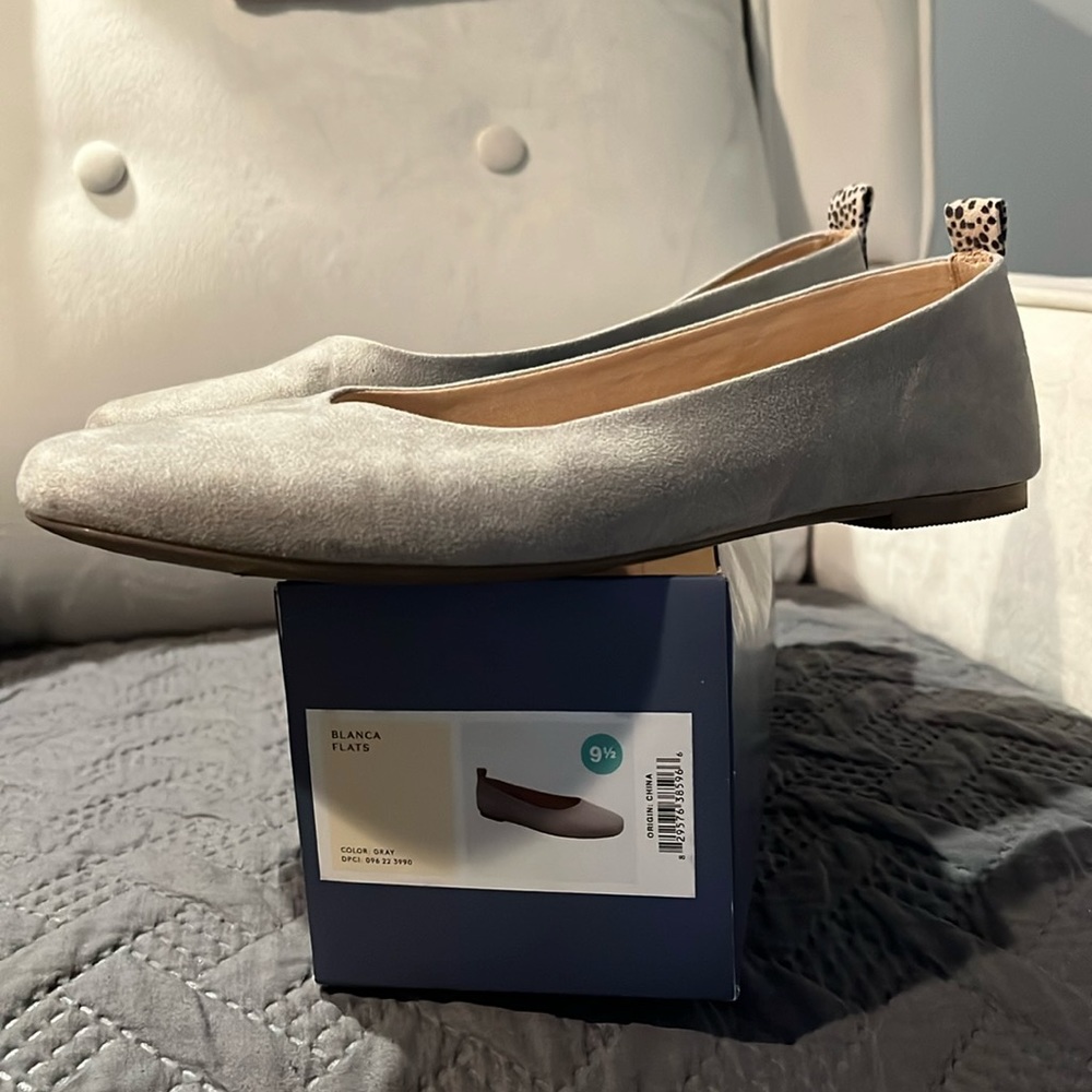 Blanca Flats, size 9 1/2, gray, like new!